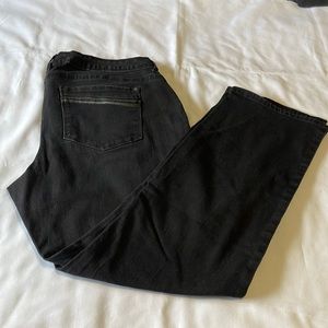 ⭐️Like new. Black Lee Jeans.  Size 18